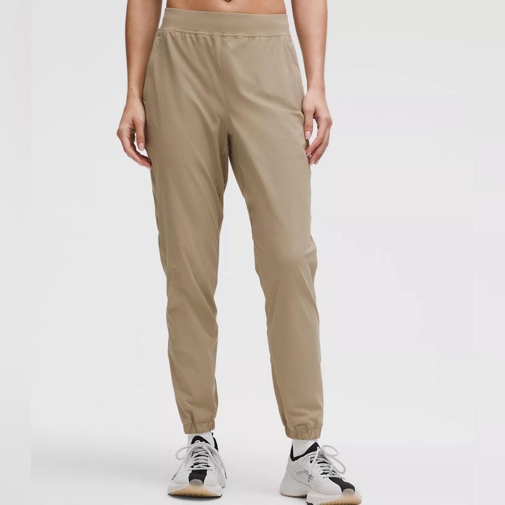 lululemon athletica Tan Jogger Pants